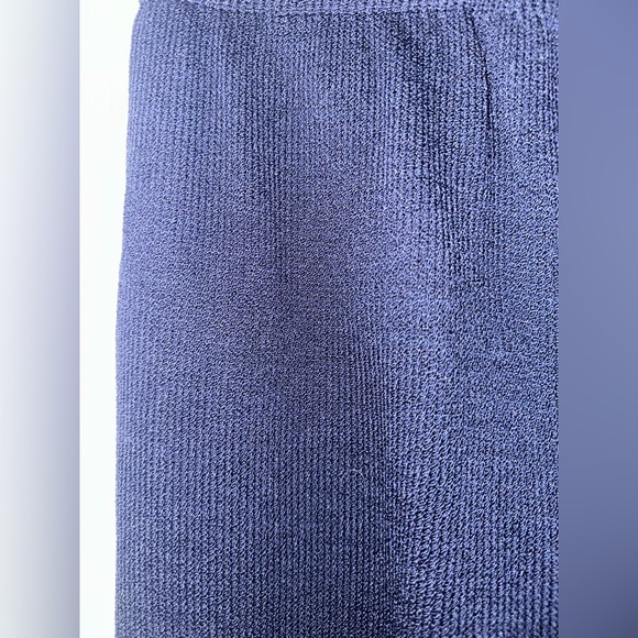 St. John Basics Navy Santana Knit Pleated Front Pants Size 6 - Picture 3 of 6